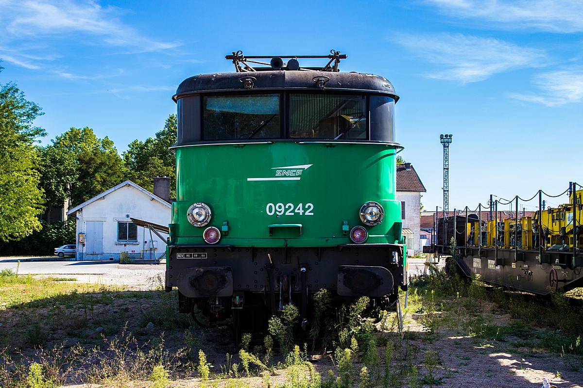  (20150830-163838_SNCF 9242_Depot Dijon-Perrigny_a.jpg)