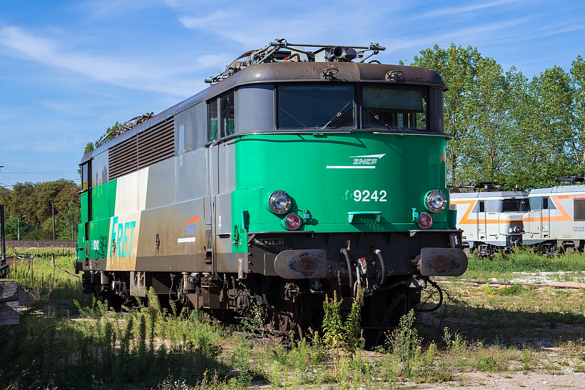  (20150830-165118_SNCF 9242_Depot Dijon-Perrigny_a.jpg)