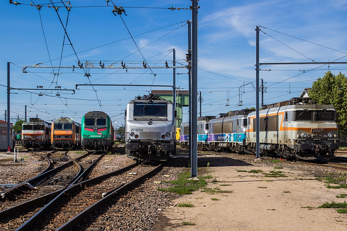  (20150830-165426_SNCF 7415-26098-36344-27123-7425_Depot Dijon-Perrigny_a.jpg)