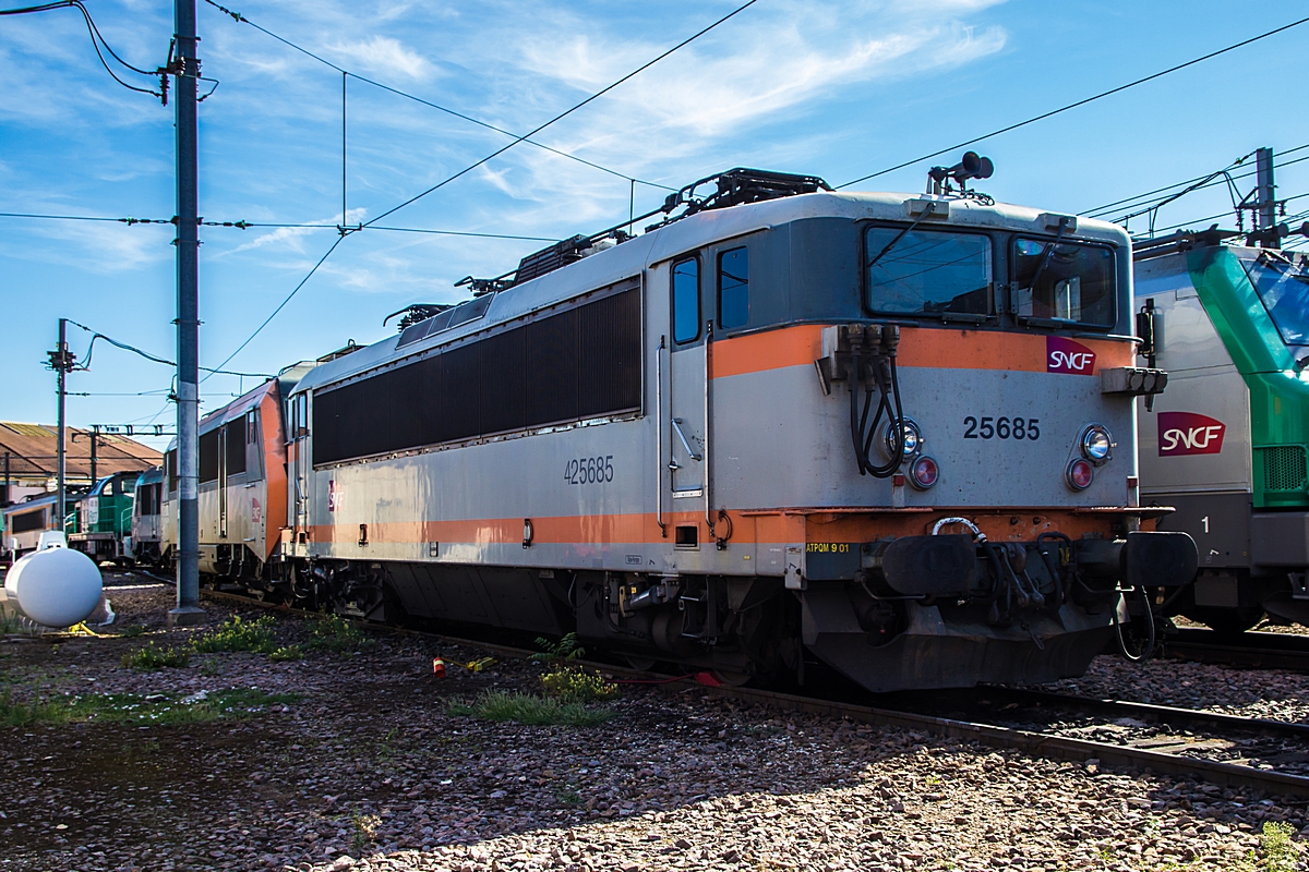  (20150830-170112_SNCF 25685_Depot Dijon-Perrigny_a.jpg)