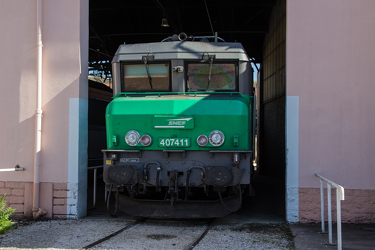  (20150830-170404_SNCF 7411_Depot Dijon-Perrigny_b.jpg)