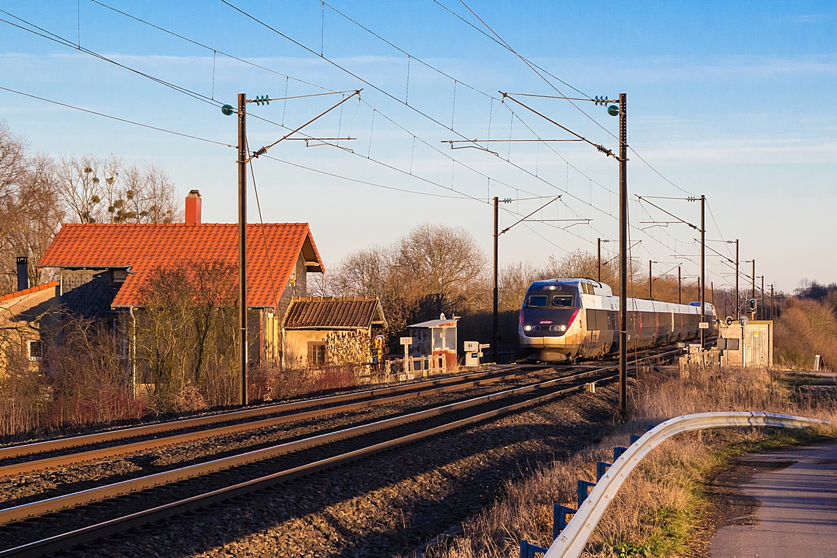  (20160125-164334_SNCF 28095_Suisse_TGV 2440_Strasbourg-Ville - Paris-Est_a.jpg)