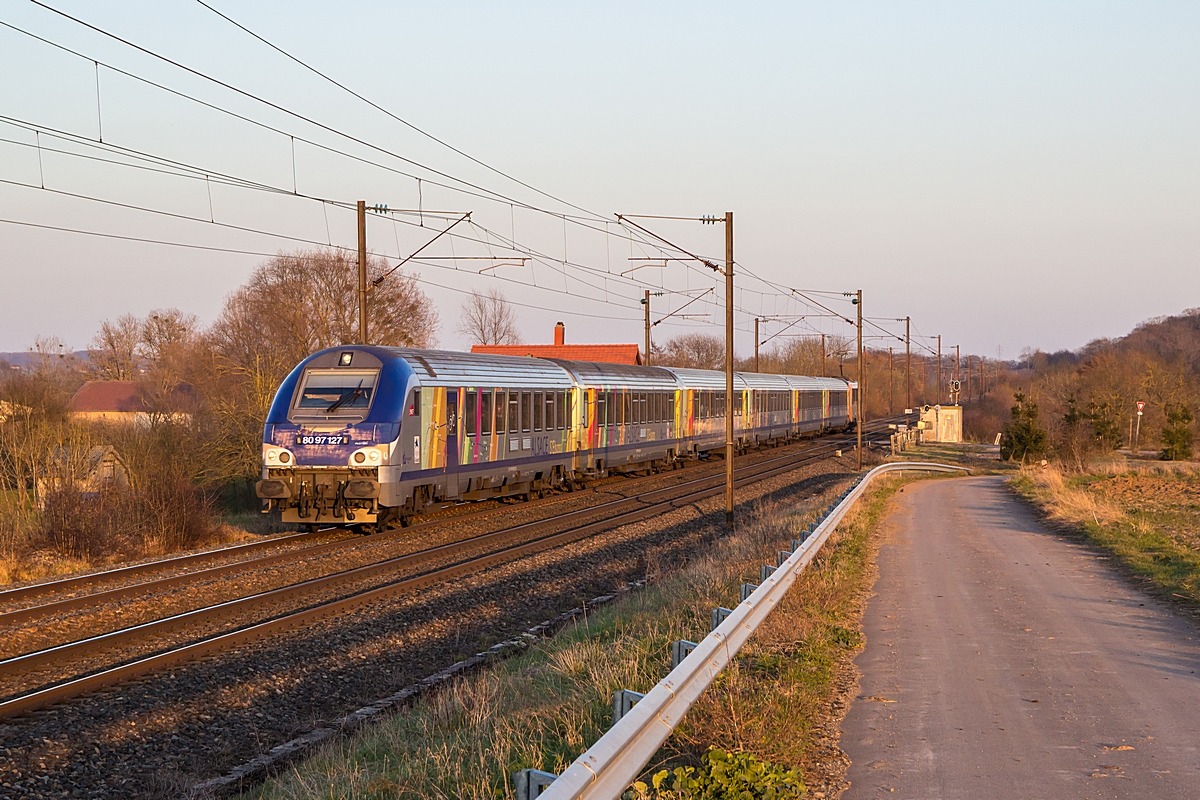  (20160317-181358_Steuerwagen_Suisse_TER 830310_Strasbourg - Metz Ville_a.jpg)