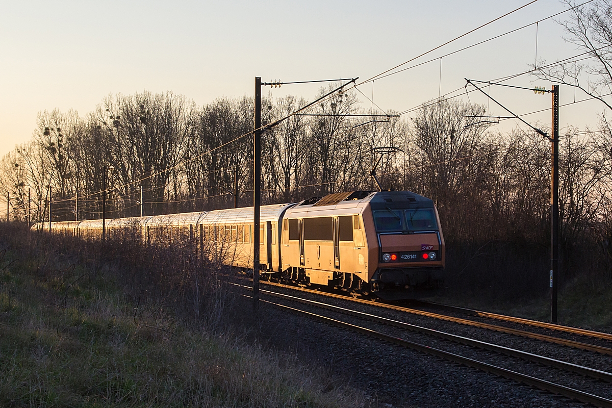  (20160317-181402_SNCF 426141_Suisse_TER 830310_Strasbourg - Metz Ville_am.jpg)