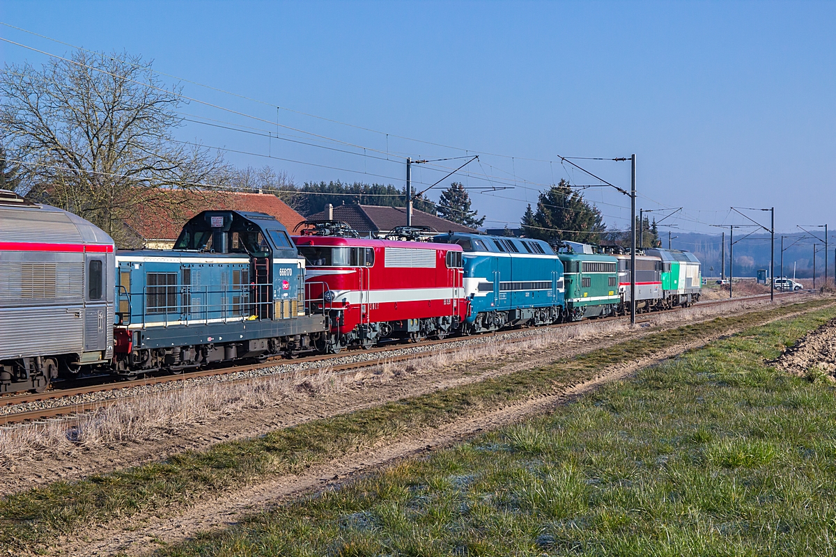  (20160318-083714_SNCF 66170-9291-65001-20210-9301-72029_Freistroff_451144_(Mulhouse)-Sarreguemines-Mohon_a.jpg)