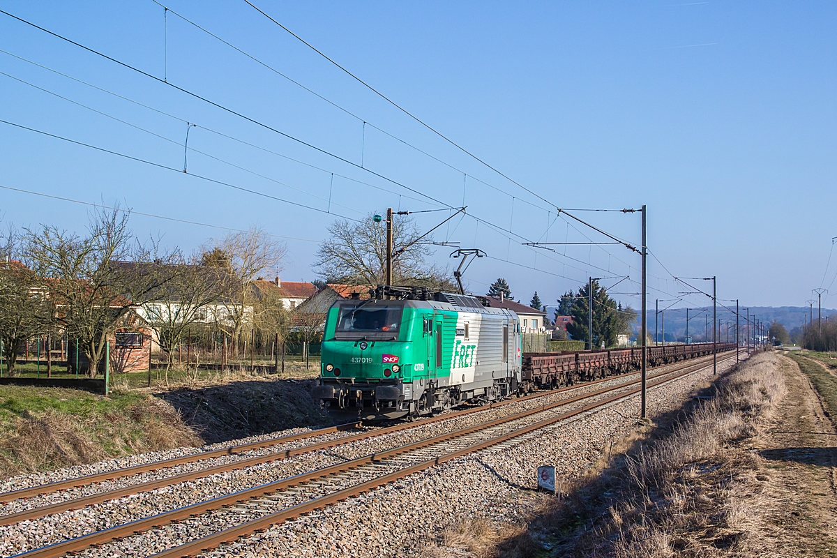  (20160318-091734_SNCF 437019_Freistroff_44254_SDLH-Thionville_a.jpg)