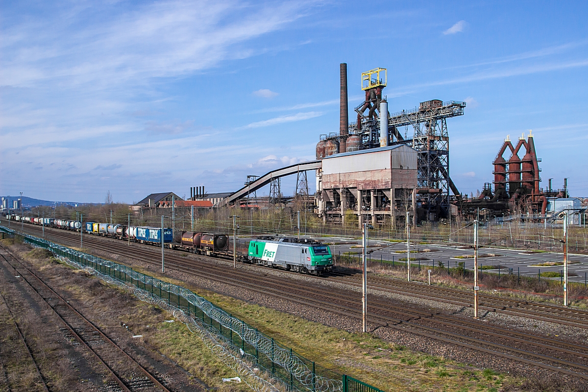  (20160326-161202_SNCF 437056_Uckange_46003_Mont St Martin - Basel_a.jpg)