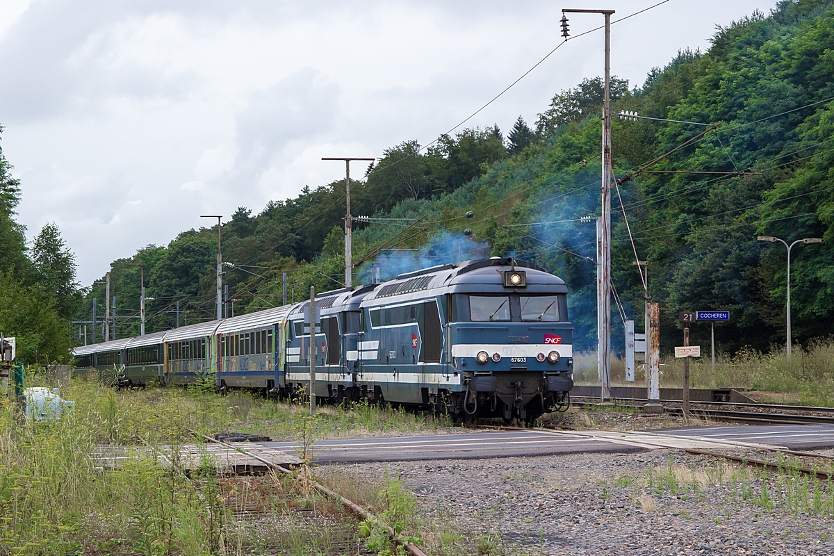  (20160804-132414_SNCF 67603-67519_Cocheren_754782_Strasbourg-Béning_Überführung Zwischenabstellung_a.jpg)