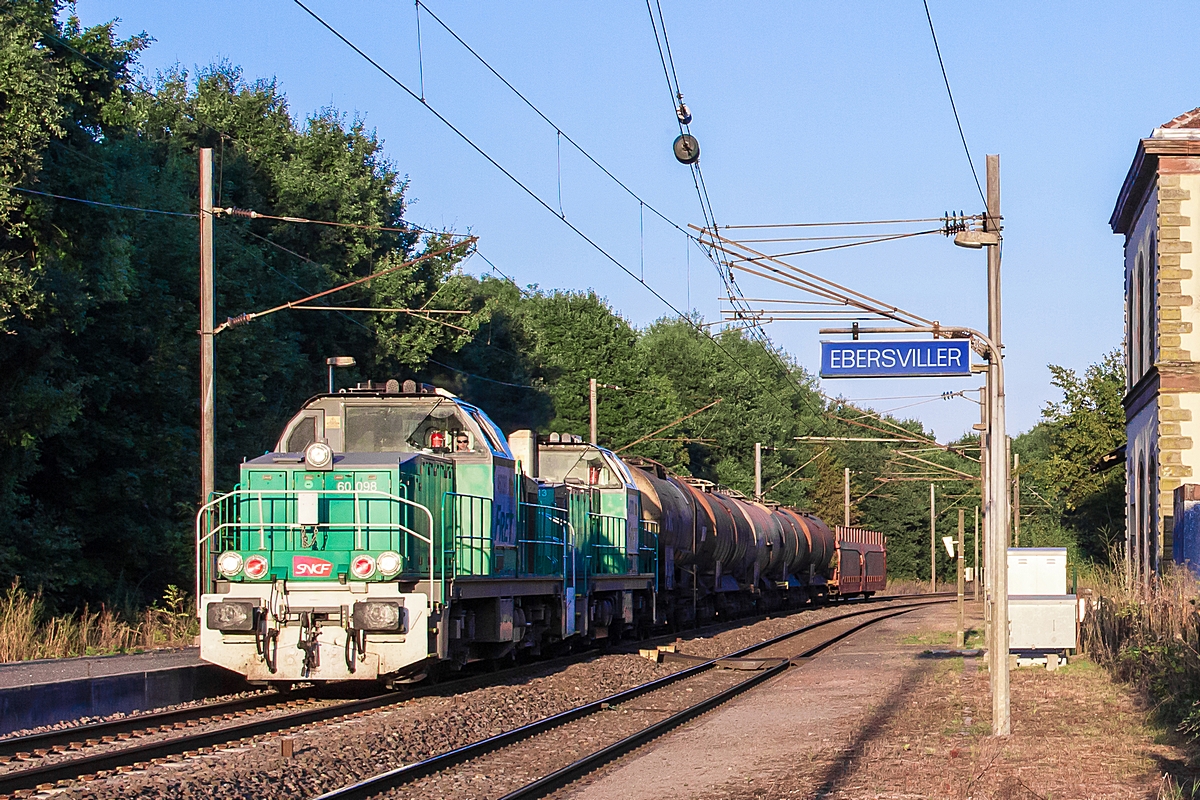  (20160906-192436_SNCF 460098-460013_Ébersviller_431824_Creutzwald-Woippy_am.jpg)