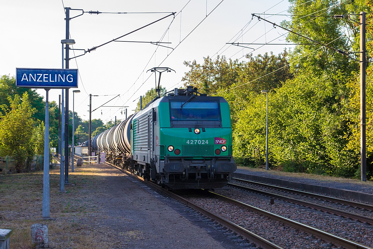  (20160908-184300_SNCF 427024_Anzeling_489655_Perrigny Triage - Creutzwald_Ladegut Butanol_am.jpg)