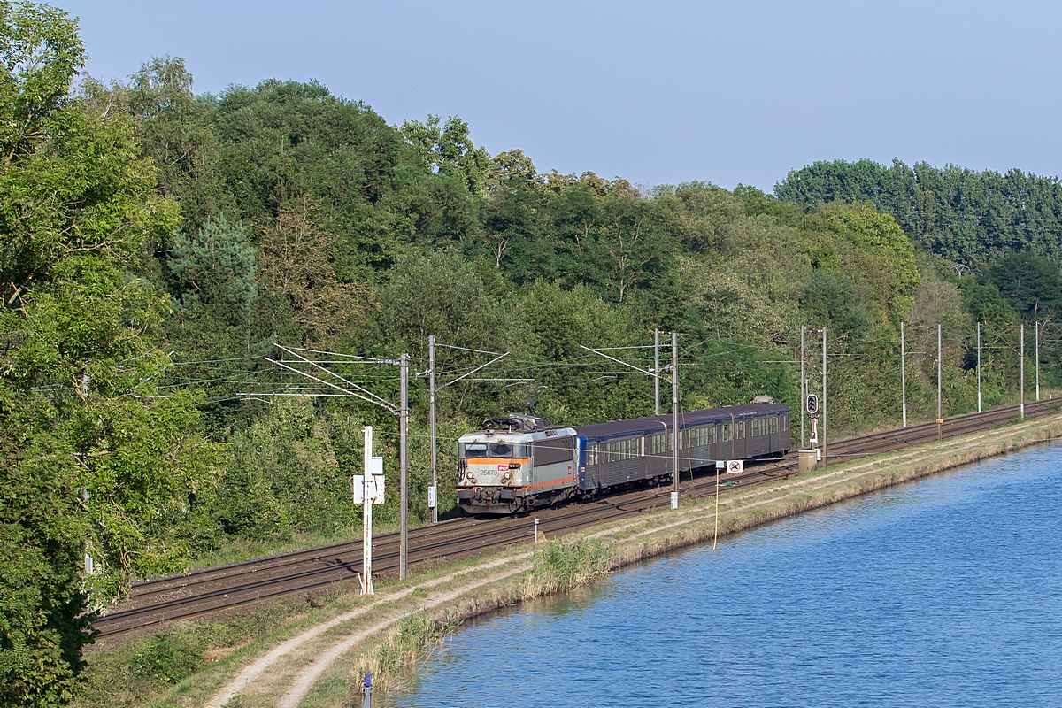  (20160913-173302_SNCF 25679_Steinbourg_TER 830130_Strasbourg Ville - Sarrebourg_a1.jpg)