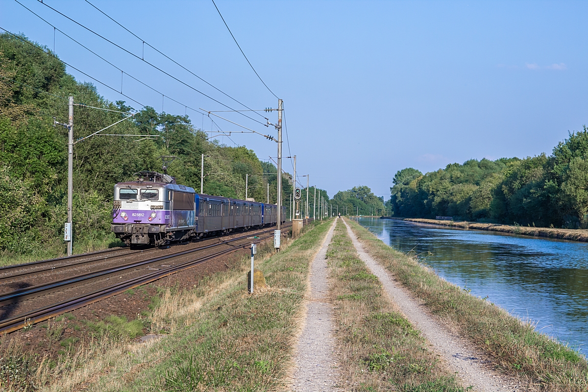  (20160913-181622_SNCF 25612_Steinbourg_TER 830132_Strasbourg Ville - Saverne_b.jpg)