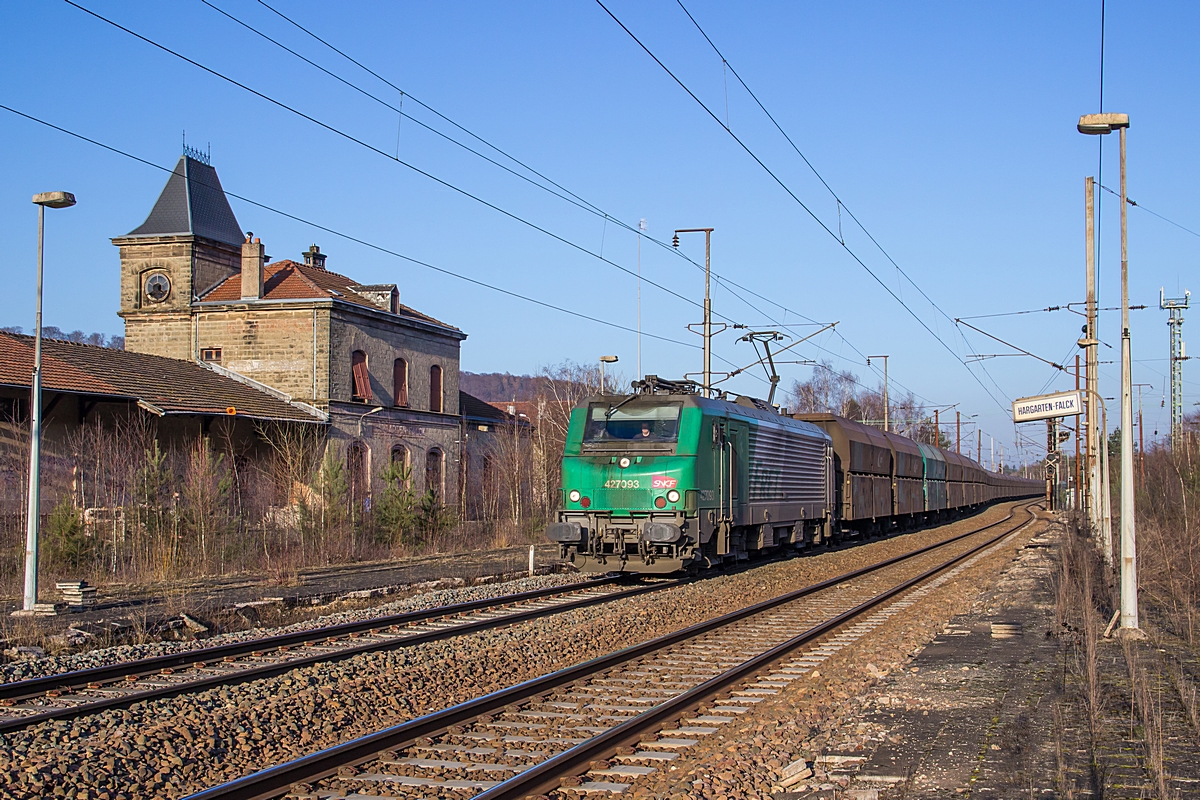  (20170215-163203_SNCF 427093_Hargarten-Falck_451178_Creutzwald - Thionville für Dunkerque_m.jpg)