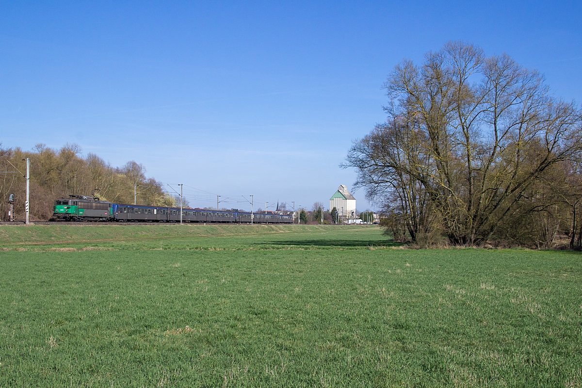  (20170316-151828_SNCF 25615_Mommenheim_TER 830120_Strasbourg Ville - Saverne_b1.jpg)