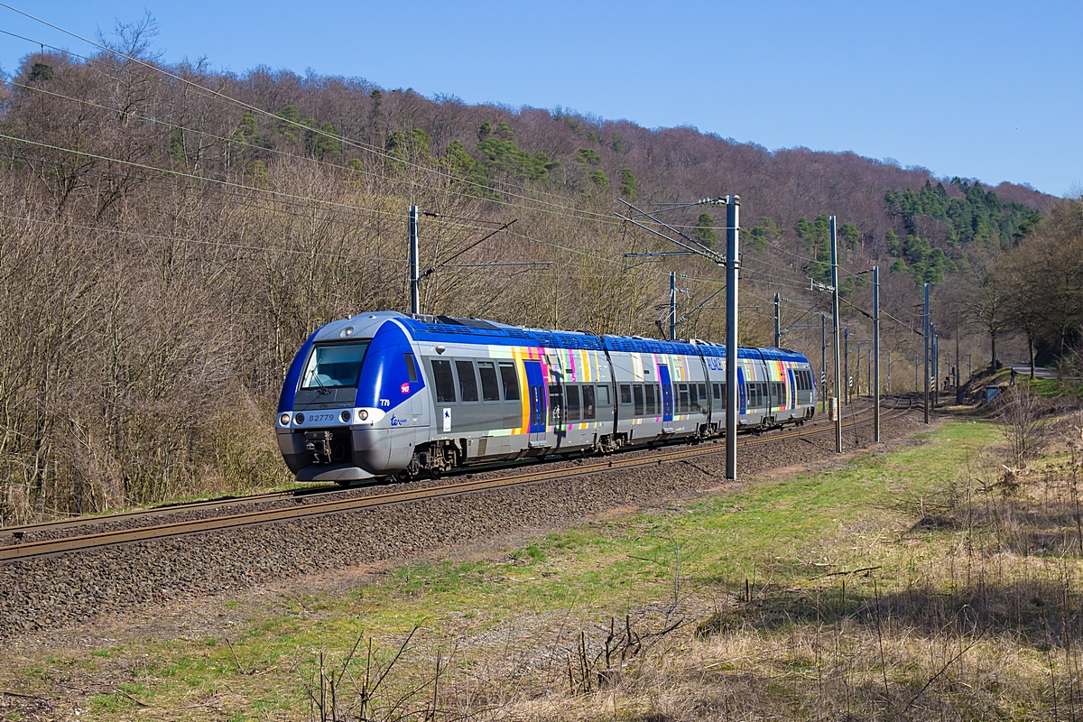  (20170327-132250_SNCF 82779_Arzviller_TER 830306_Strasbourg Ville - Metz Ville_b.jpg)