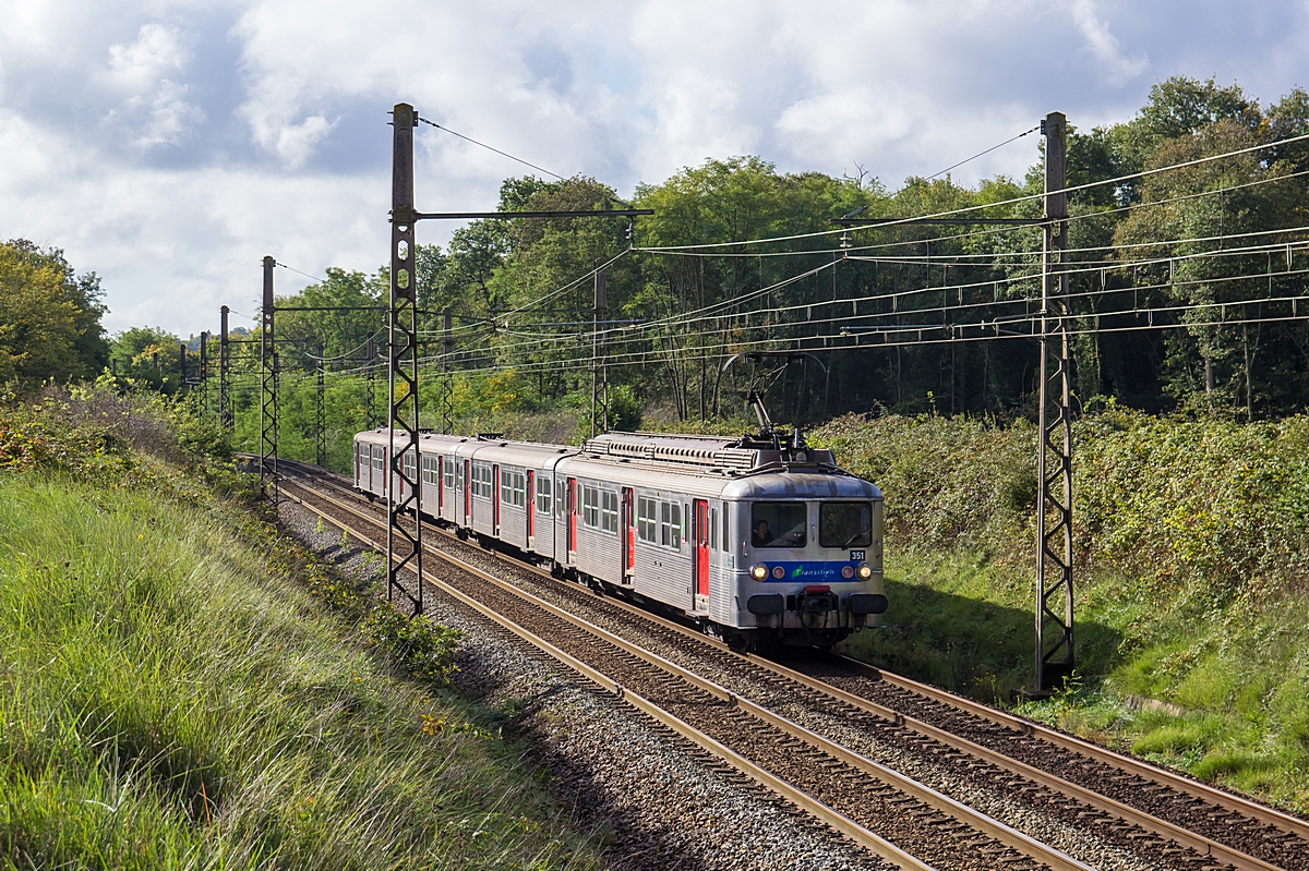  (20171003-110248_SNCF 5351_zwischen Chartrettes und Livry sur Seine_ZOHA 151534_Montreau-Melun_a.jpg)