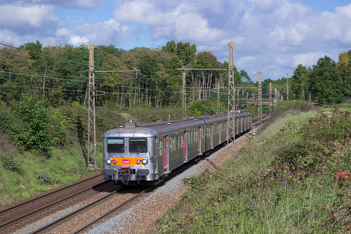  (20171003-122436_SNCF 5304_zwischen Livry sur Seine und Chartrettes_b.jpg)