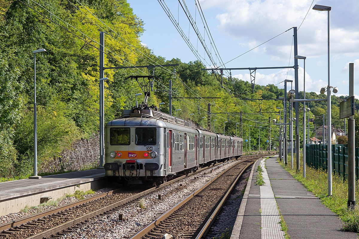  (20171003-151544_SNCF 5304_Champagne sur Seine_KOHO 151441_Melun-Montreau_a.jpg)