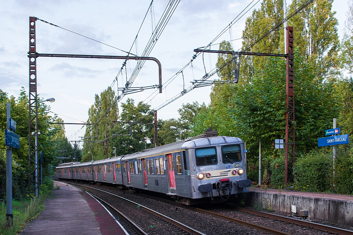  (20171003-191822_SNCF 5363_Saint-Fargeau_ZOPO 157957_Juvisy-Melun_a.jpg)