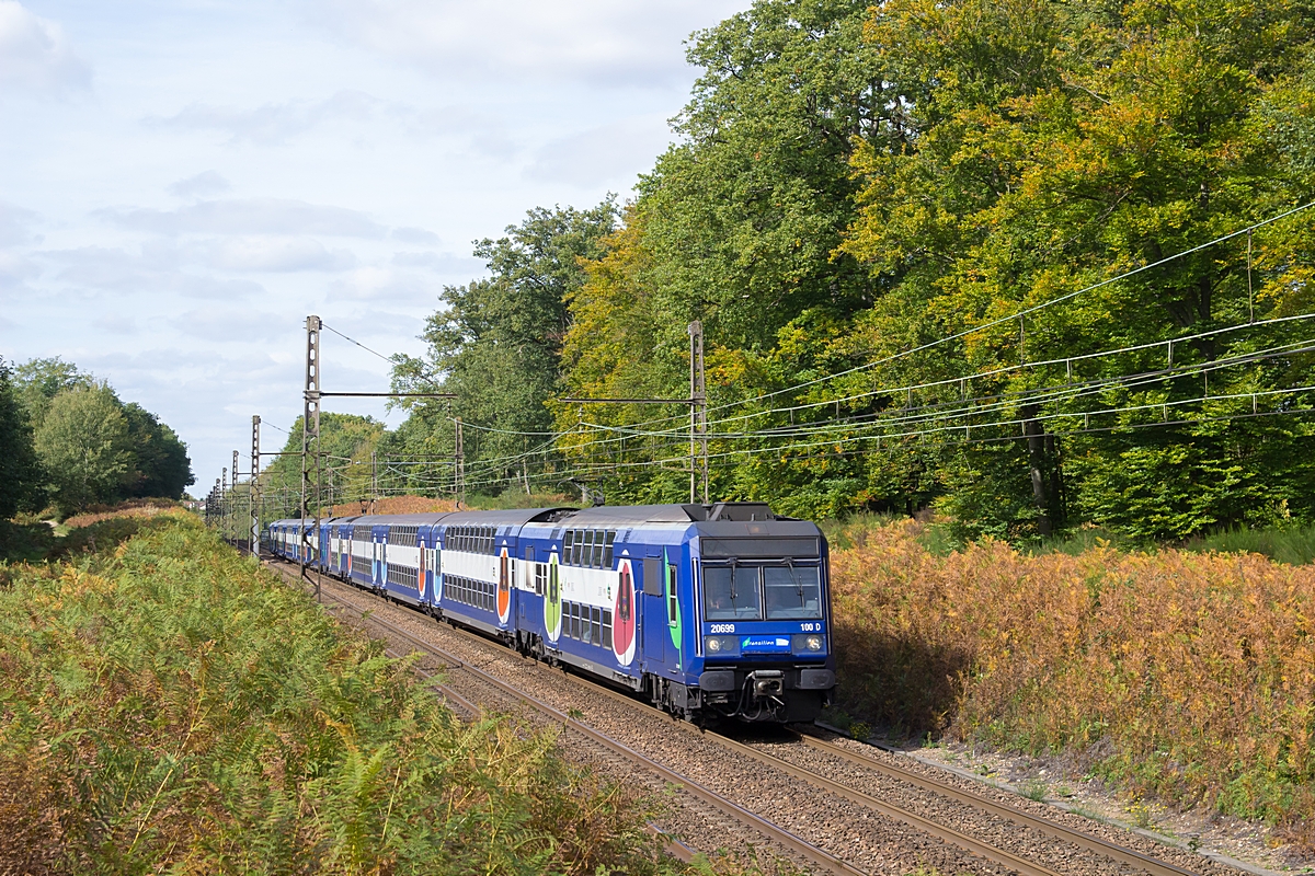  (20171004-150556_SNCF 20699_Bois-Le-Roy_Paris Gare de Lyon - Montargis_b.jpg)