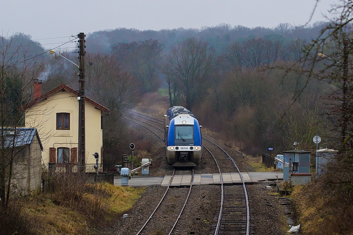  (20171221-124216_SNCF 76741_Farschviller_TER 834875_Béning-Sarreguemines_a.jpg)