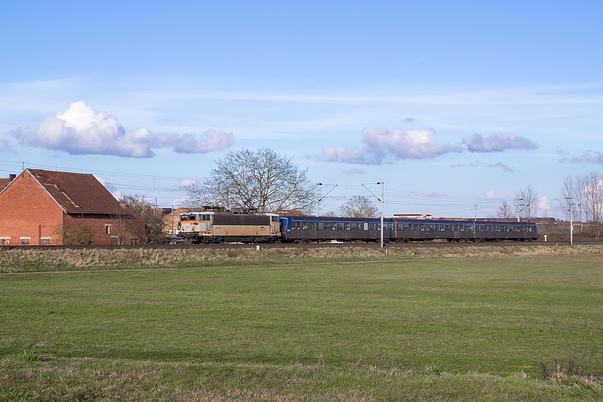  (20180216-161640_SNCF 25670_Schwindratzheim_TER 830124_Strasbourg Ville - Saverne_a2.jpg)