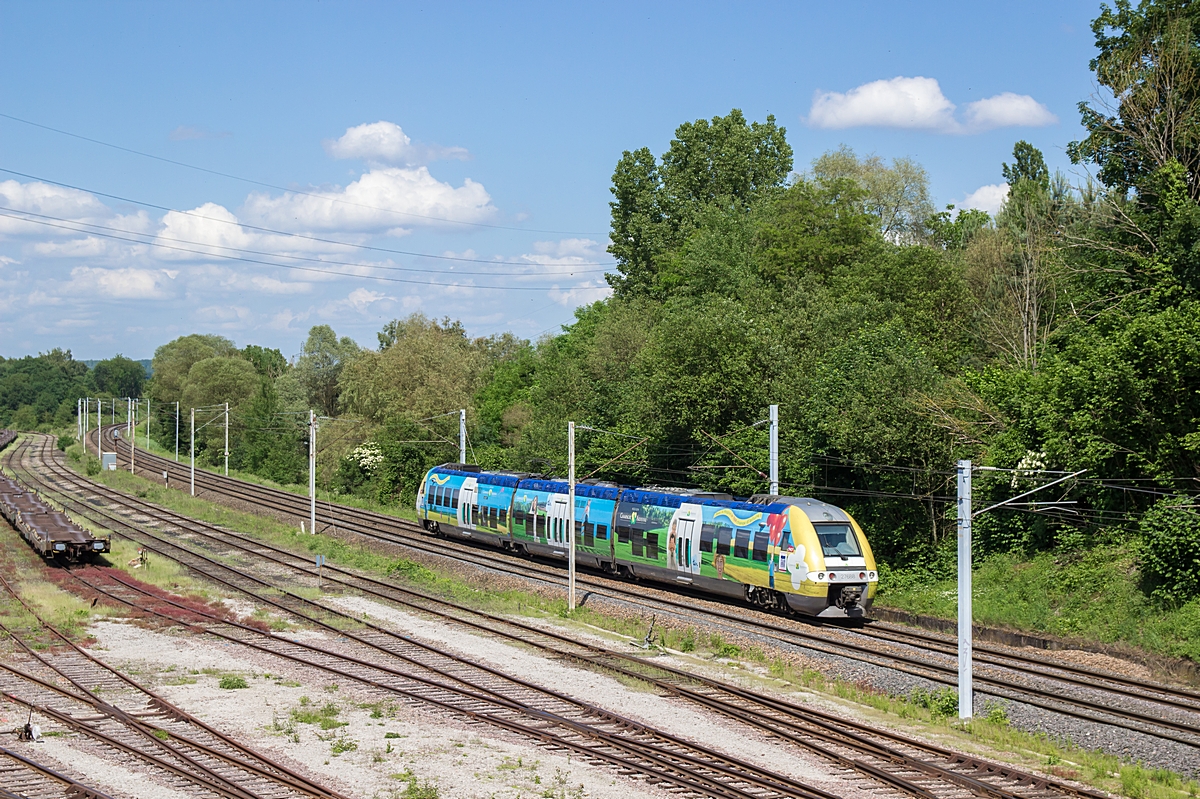  (20180530-152154_SNCF 27688_Rosbruck_TER 23749_Metz Ville - Forbach_b1.jpg)