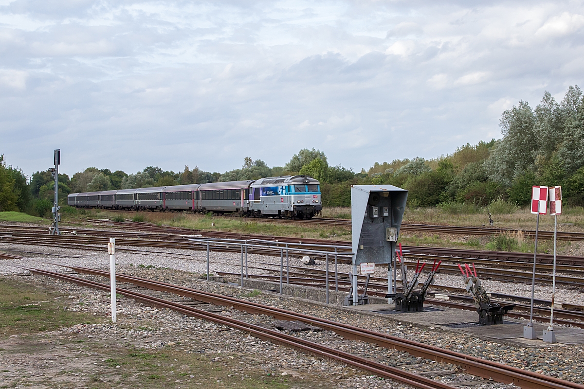  (20180919-173048_SNCF 67413_Noyelles-sur-Mer_IC 2030_Boulogne - Paris Nord_a.jpg)