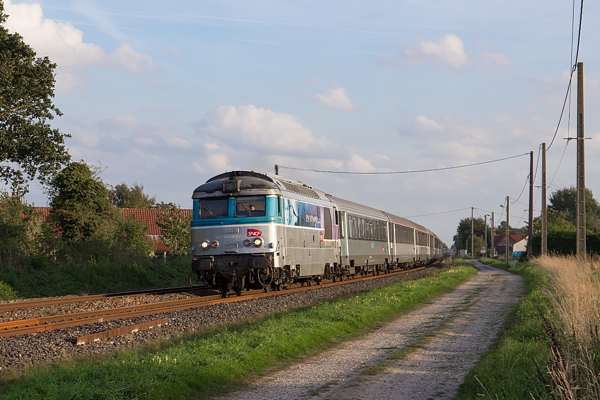  (20180919-184912_SNCF 67576_Larrouville_IC 2025_Paris Nord - Boulogne_a.jpg)