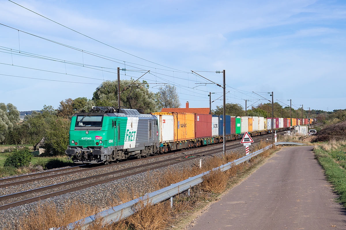  (20180926-172006_SNCF 437045_Suisse_47908_Bâle - Mont st Martin_a.jpg)