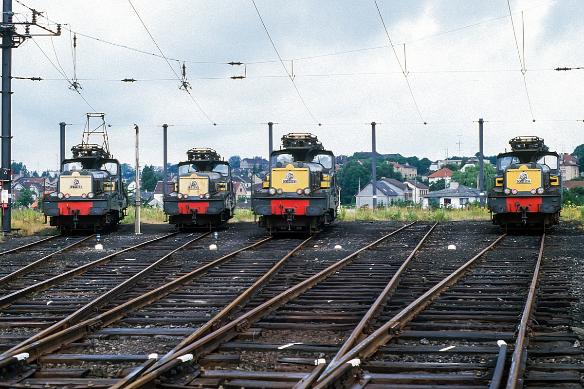  (19860708_39-12a_SNCF 14125-14126-14102-14147_Bw Forbach_a.jpg)