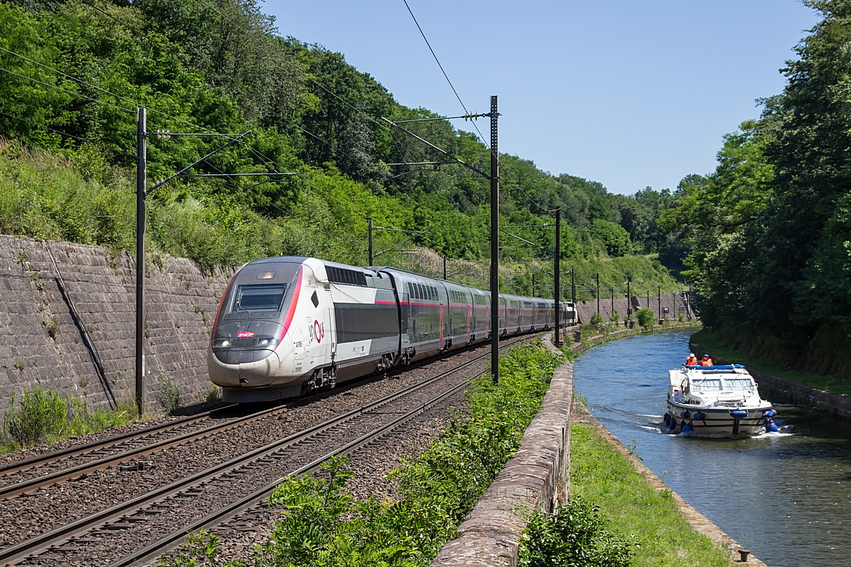  (20200625-130132_SNCF 310011_Arzviller_TGV 9574_Strasbourg - Paris Est_b.jpg)