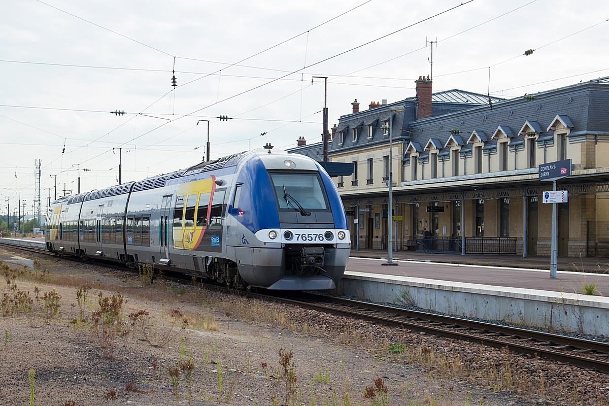  (20200902-112508_SNCF 76576_Conflans-Jarny_TER 833444_Metz Ville - Verdun_b.jpg)