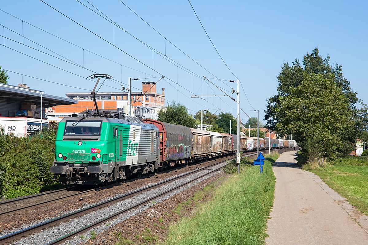  (20210903-154209_SNCF 427079_Hochfelden_53031_Hausbergen Triage - Villeneuve-Saint-Georges_a.jpg)