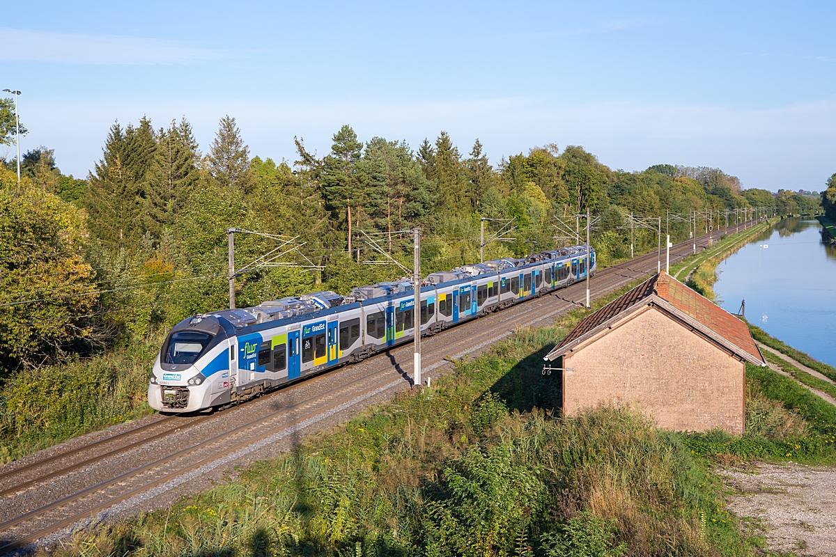  (20221003-173150_SNCF 83585_Steinbourg_TER 830130_Strasbourg-Sarrebourg_b.jpg)