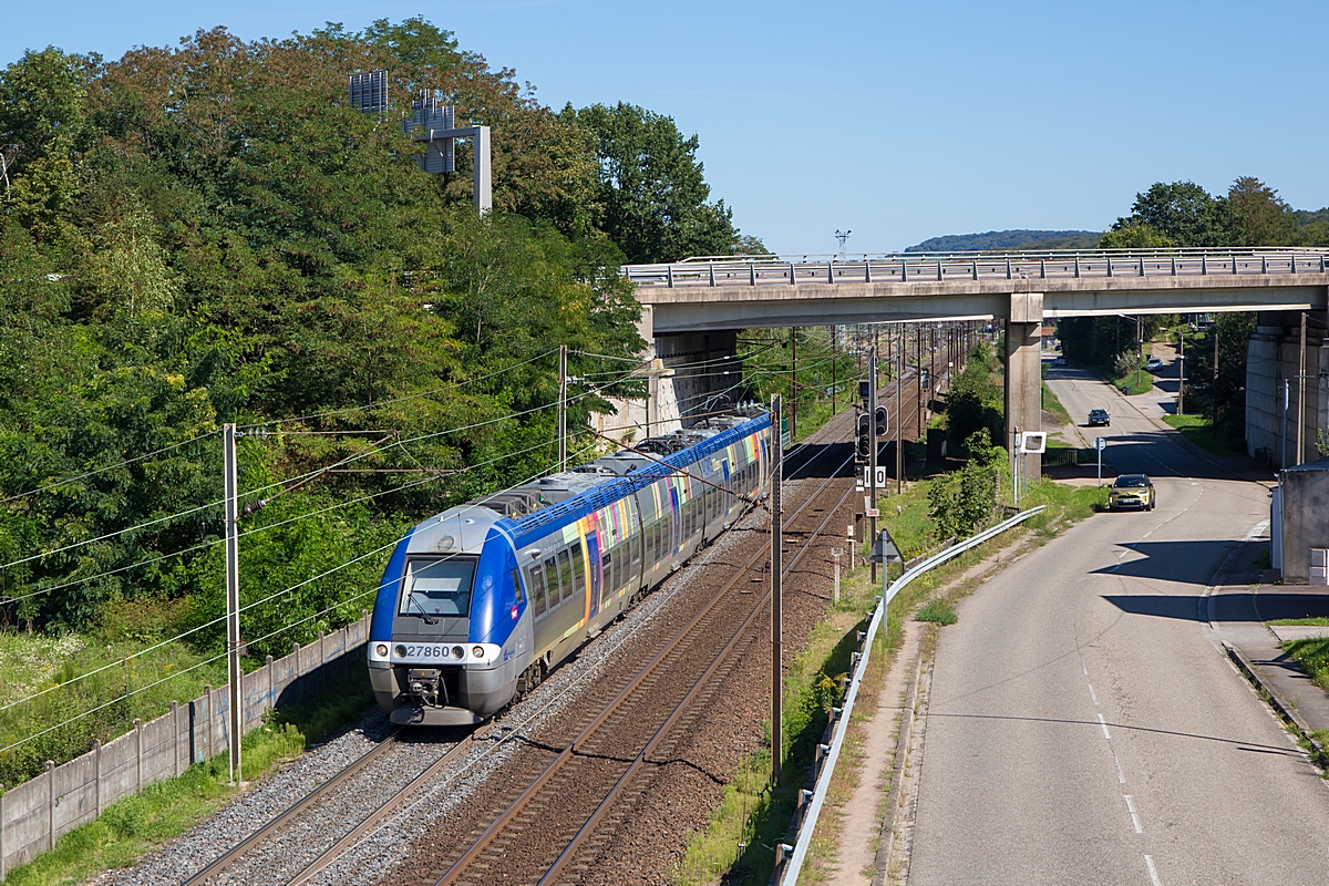  (20230906-144229_SNCF 27860_Béning_TER 23744_Forbach - Metz Ville_a.jpg)