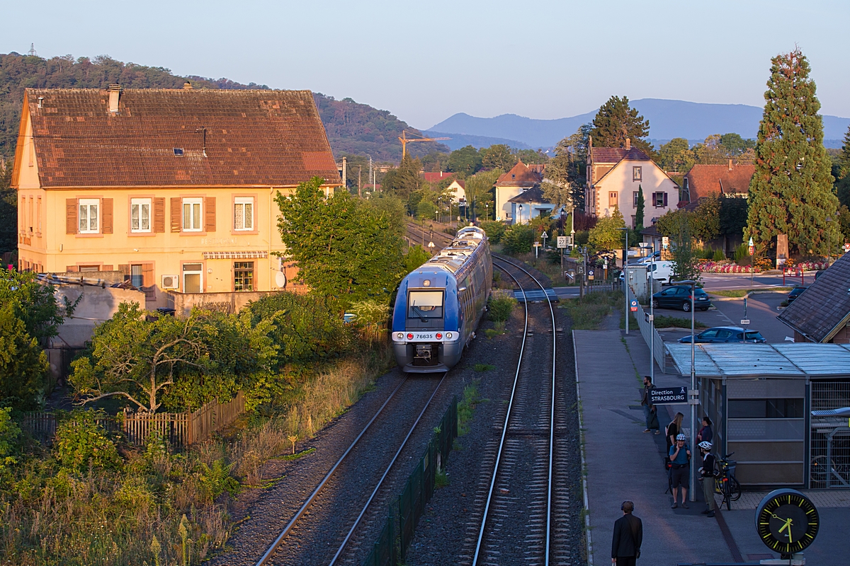  (20230909-073016_SNCF 76636_Mutzig_TER 831902_Strasbourg-Épinal_m.jpg)