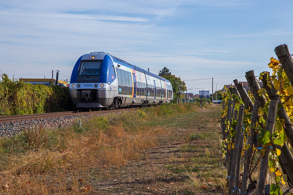 (20231017-114652_SNCF 76582_zw Logelbach und Ingersheim_TER 831530_Colmar-Metzeral_a.jpg)