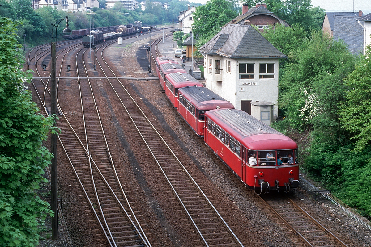  (19860518_37-45_998 053-798 828-998 319-998 318-798 648_Simmern_Nto 22162_Bingerbrück-Türkismühle_b.jpg)