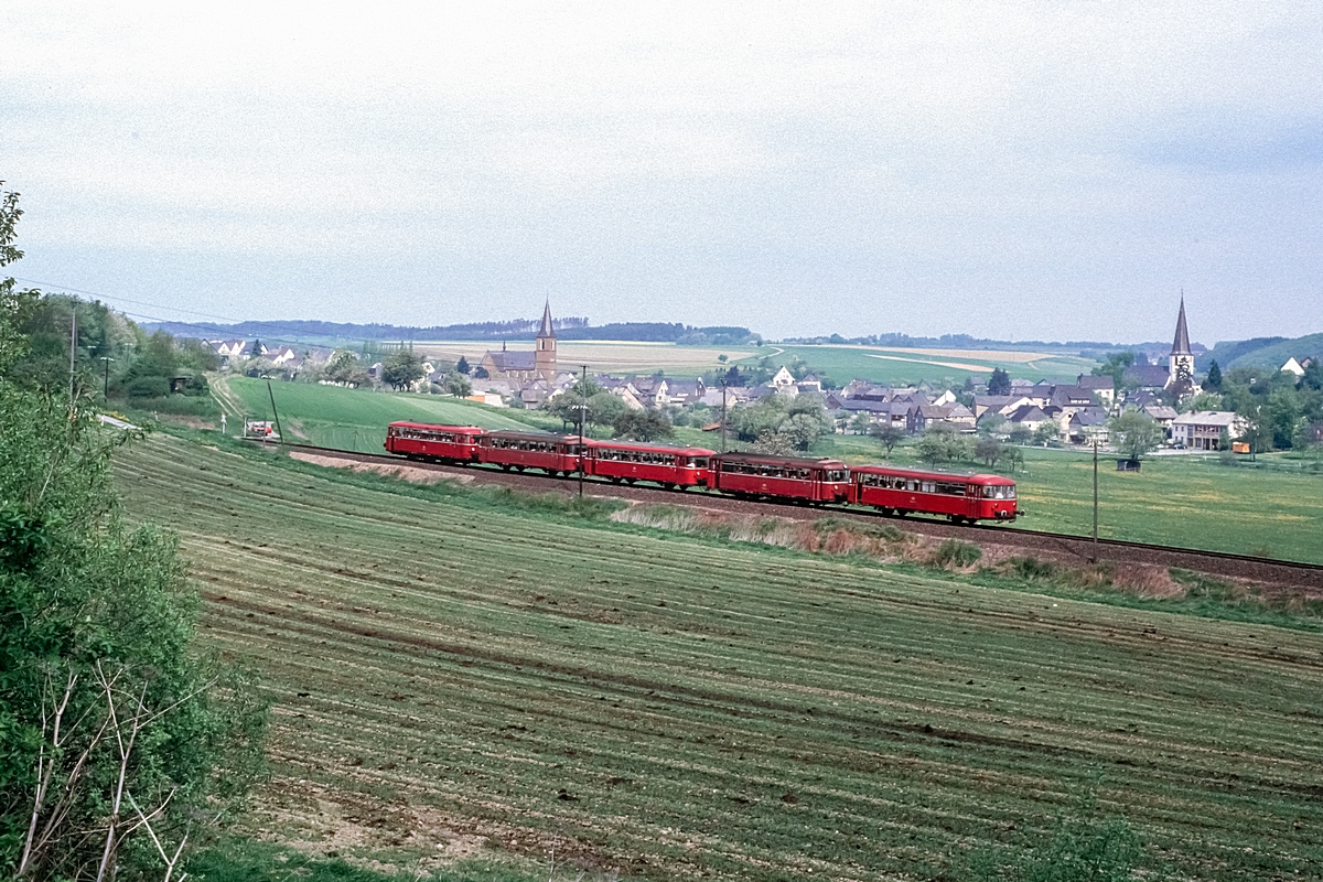  (19860518_37-49_998 053-798 828-998 319-998 318-798 648_Sohren_Nto 22162_Bingerbrück-Türkismühle_b.jpg)