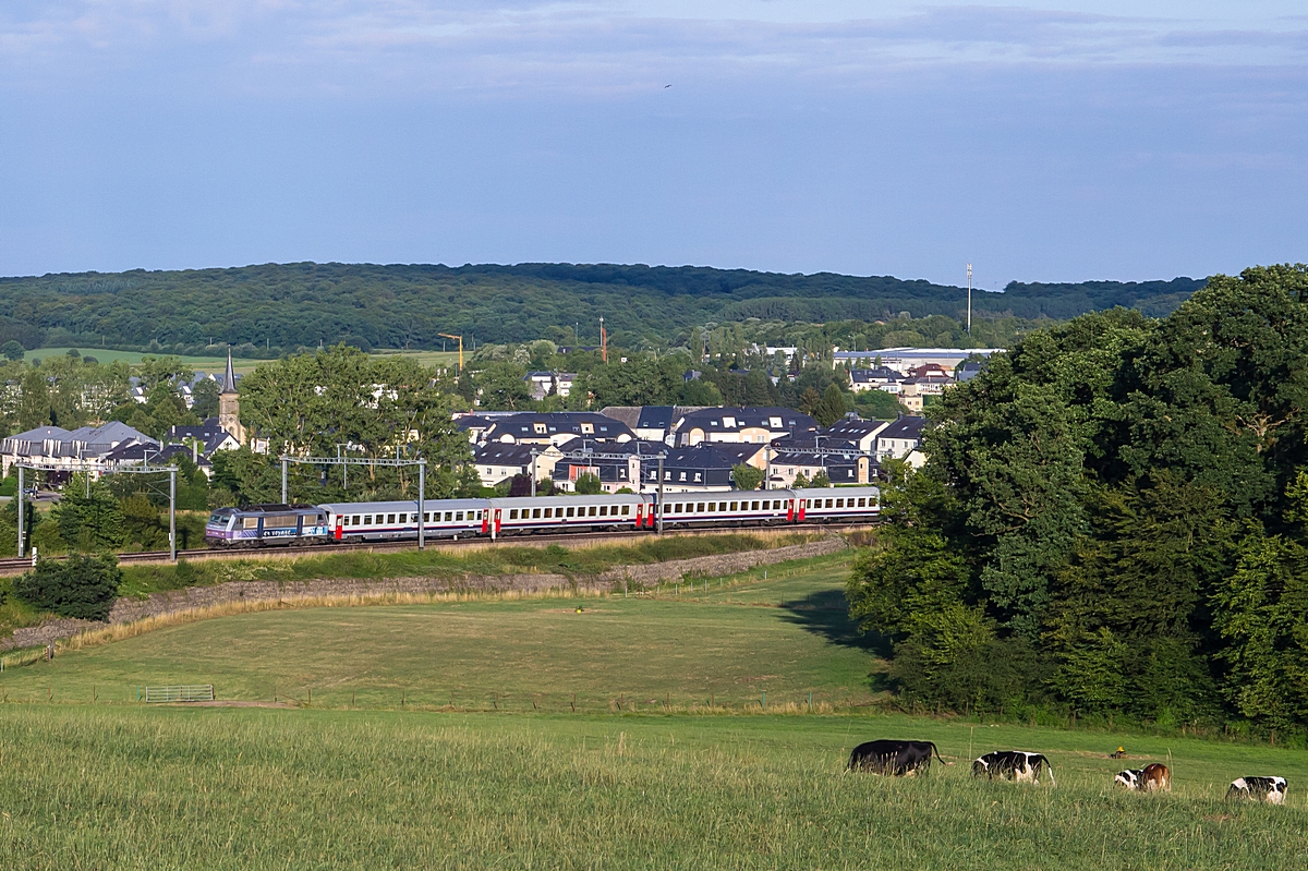  (20150730-200204_SNCF 26163_Hesperange_Exp 96 Iris_Basel SBB-Bruxelles Midi_a.jpg)