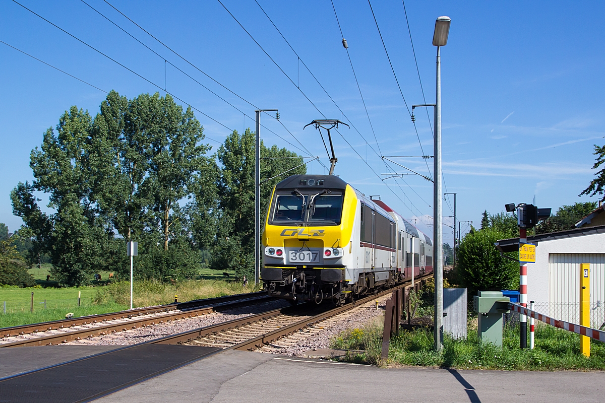  (20160807-101546_CFL 3017_Rollingen_RB 3609_Luxembourg-Diekirch_a.jpg)