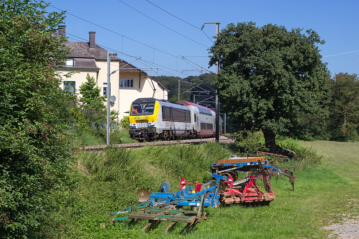  (20160807-111150_CFL 3017_Pettingen_RB 3635_Diekirch-Luxembourg_b.jpg)