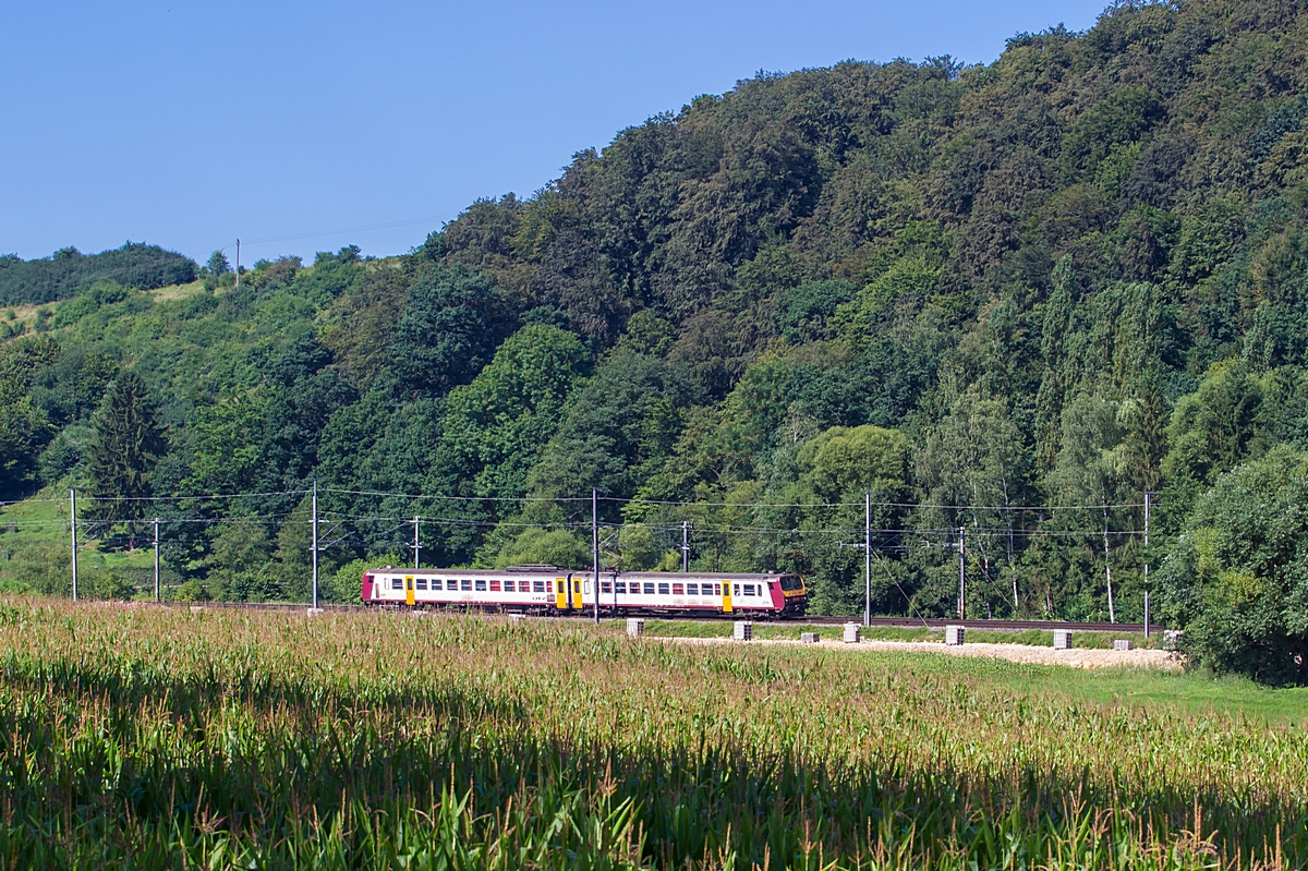  (20160807-112104_CFL 2010_zw Pettingen und Essingen_RB 3610_Luxembourg-Diekirch_a.jpg)