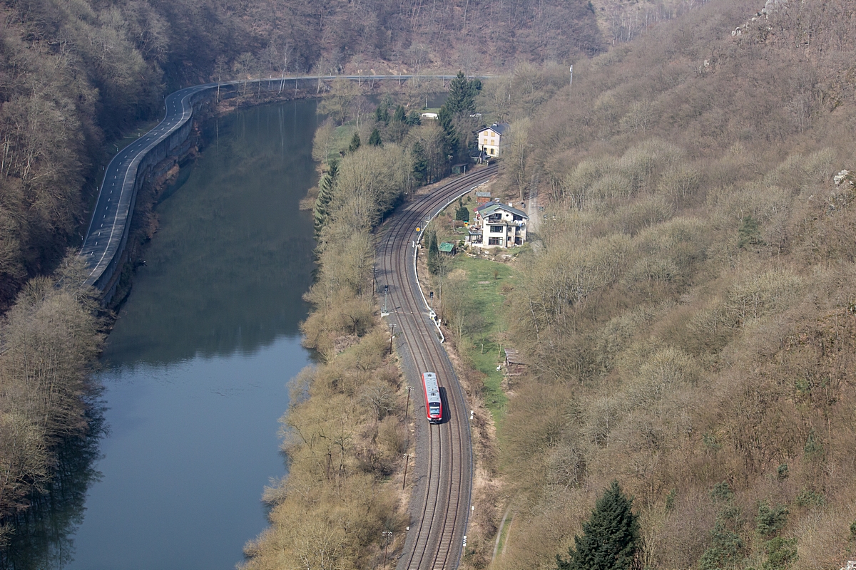  (20150325-120650_640_zw Laurenburg und Obernhof_RB 12614_Limburg-Koblenz_b.jpg)