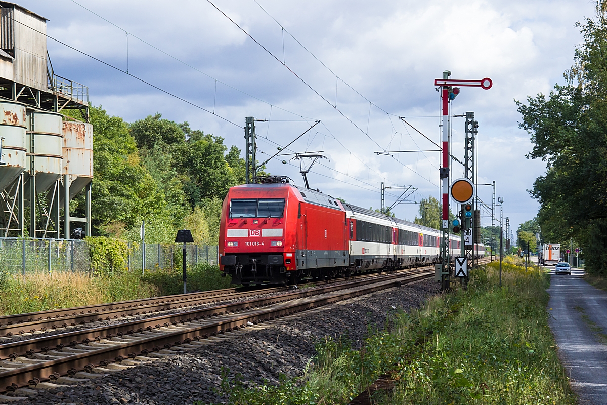  (20150906-120036_101 016_Forchheim_EC 7_Hamburg-Altona - Zürich_b.jpg)