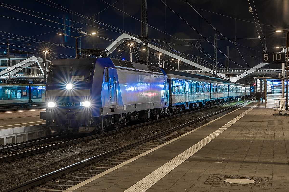  (20240314-201817_145-CL 202-145 098_Heilbronn Hbf_RE 56725_Bad Friedrichshall Hbf - Stuttgart Hbf_Nachtaufnahme_a.jpg)