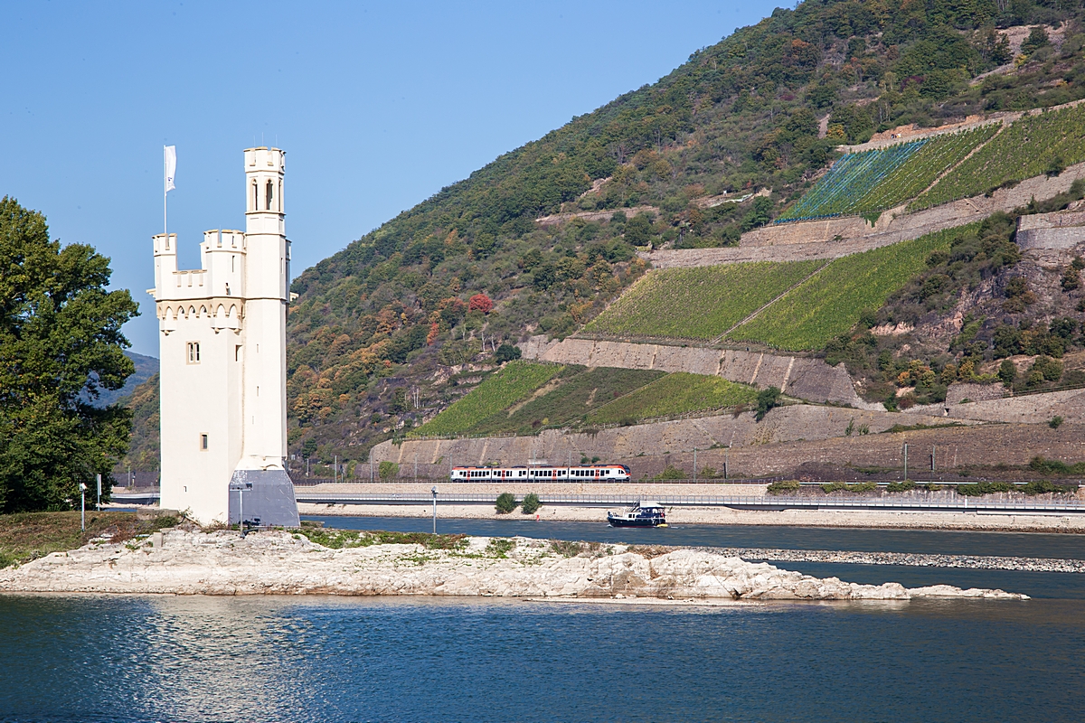  (20211009-113948_428_zw Rüdesheim und Assmannshausen_VIA 25064_FF-Assmannshausen_b.jpg)