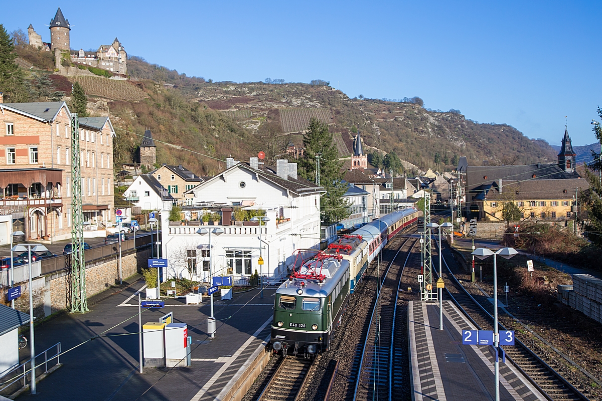  (20220223-090934_E40 128-140 423_Bacharach_Lr 5464_Koblenz-Lützel Mitte - Cottbus Hbf_a.jpg)