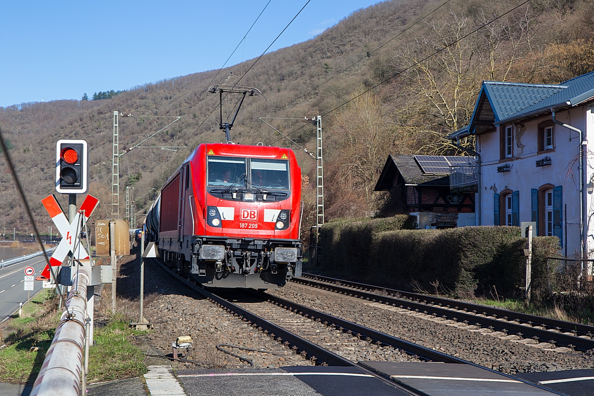  (20220223-122123_187 209_Posten 113 zw Kaub und Lorchhausen_EZ 51455_Gremberg-RMR_a1.jpg)